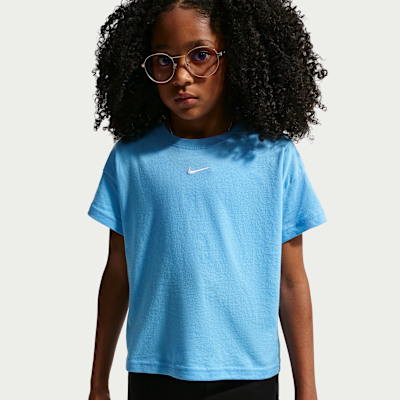 Nike Sportswear Essential Big Kids' (Girls') T-Shirt. Nike.com